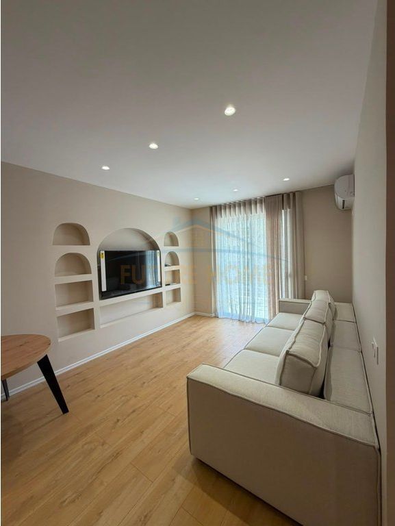In vendita, appartamento 2+1, Vlorë