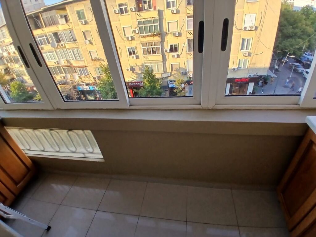 Jepet me qera apartamenti  1+1 + kend gatimi