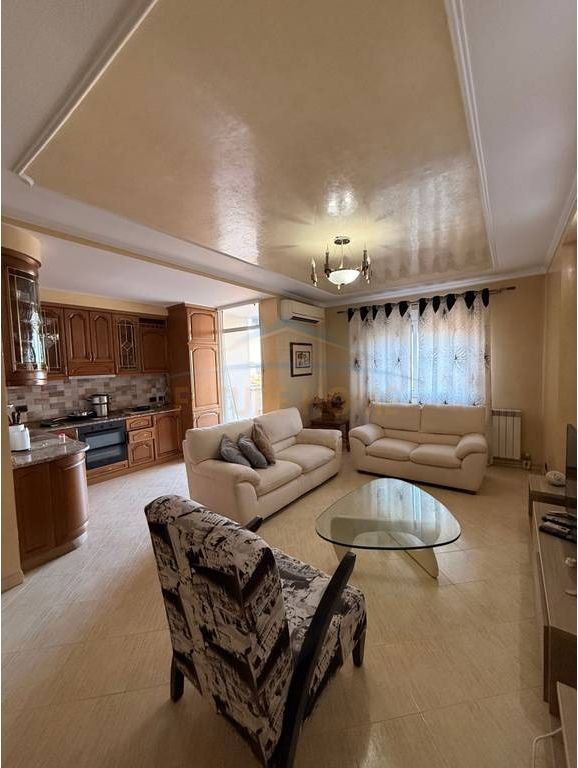 Qera, Apartament 2+1 ,UKD ,Durrës