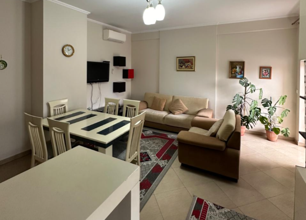 Jepet apartament 1+1 me qira tek Rruga e Bogdaneve , Rruga e Kavajes , Rruga e Durresit .