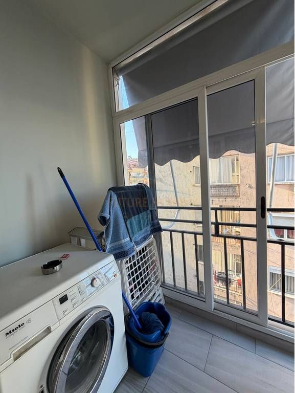 Qera, Apartament 1+1, Komuna e Parisit, Tiranë