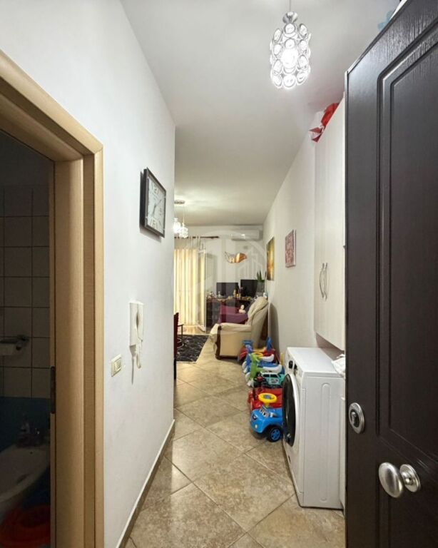 🏡 Apartment 1+1 for Sale – Shkëmbi i Kavajës