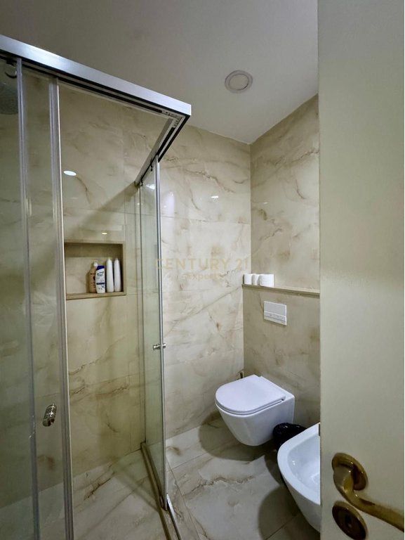 Apartament 1+1 me qira ne zonen e Ish-Bllokut