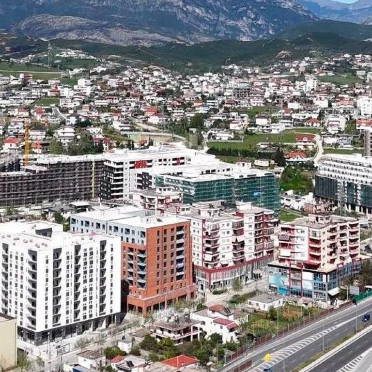 🏢 NEGOZIO IN VENDITA – PASKUQAN 📍