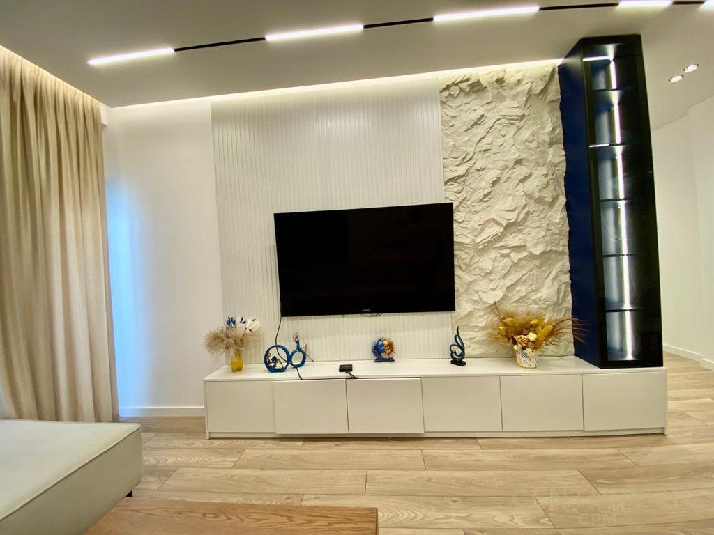 TEK KODRA E DIELLIT SHESIM SUPER APARTAMENT 2+1+2