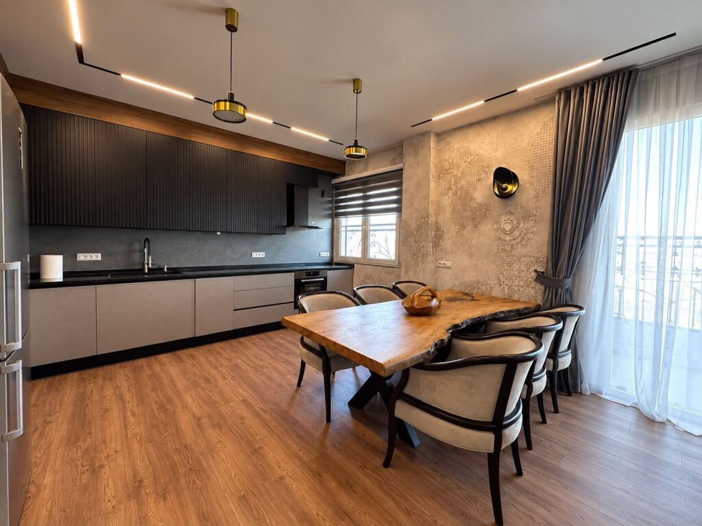Rent, Apartment 2+1+parking, Near Delijorgji Complex !