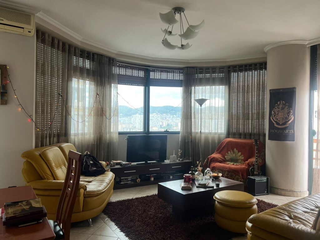 In affitto 1+1 A 21 Dhjetori 55.000 leke