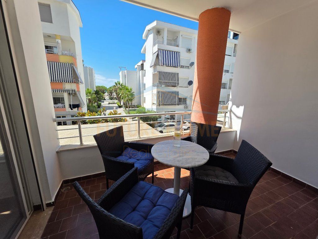 Shitet, Apartament 1+1+Depo, Qerret, Kavaje
