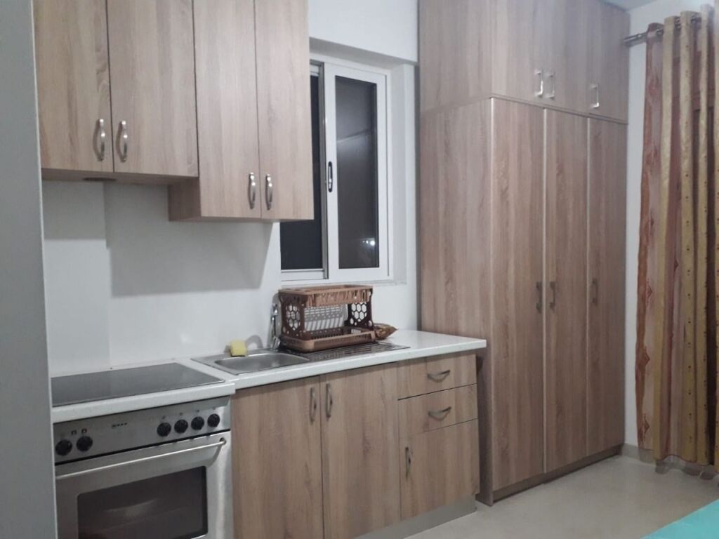 GARSONIERE 25,000 LEKE ASTIR