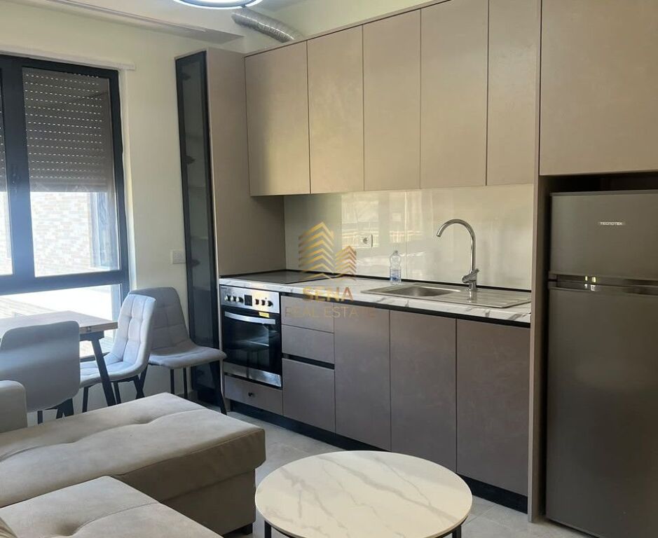 Affitto, Appartamento 1+1+balcone+Parcheggio, Selvia, 75.000 Lek/Mese