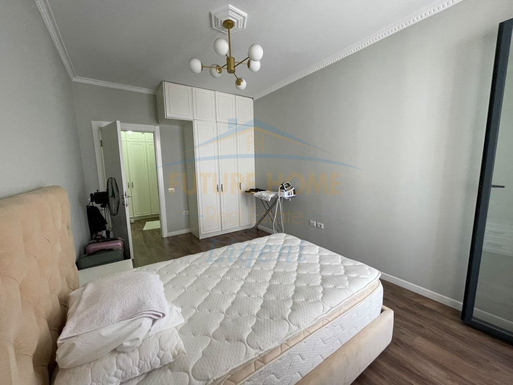 Affitto, Appartamento 2+1+2+Posto Auto, Complesso ASL 1, Tirana