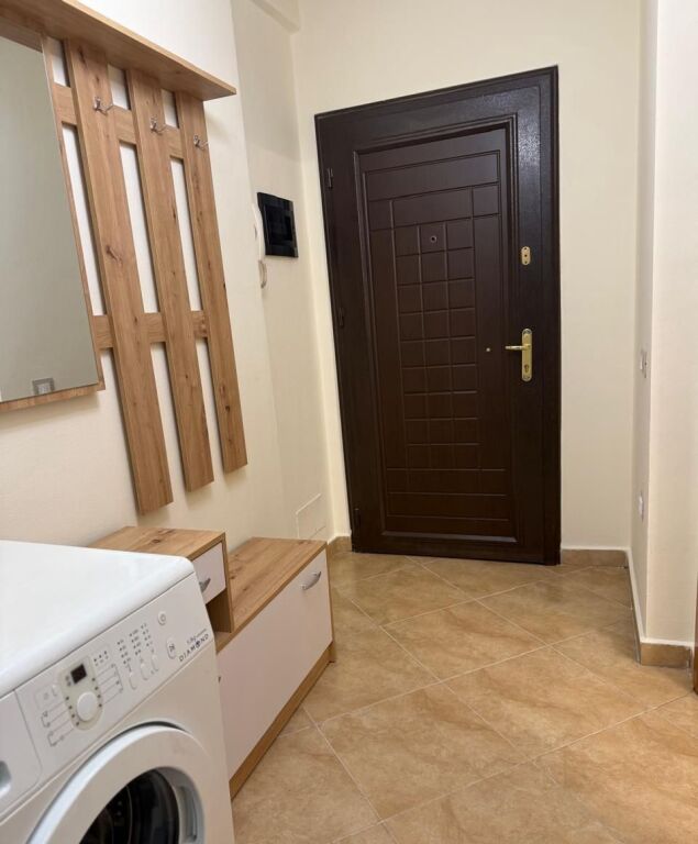 Rent | Apartament 1 + 1 | Rruga Siri Kodra | 600 €/month