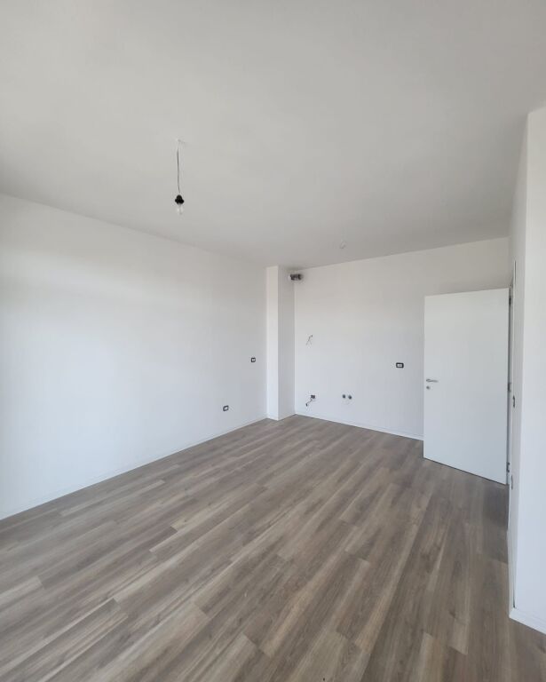 Apartament ne shitje 1+1 Sauku Vjeter