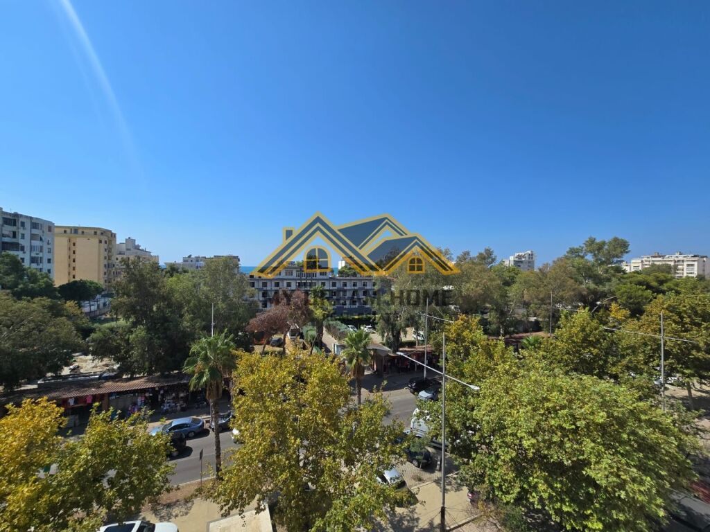 FLORIDA COMPLEX, SELLING 2+1 APARTMENT