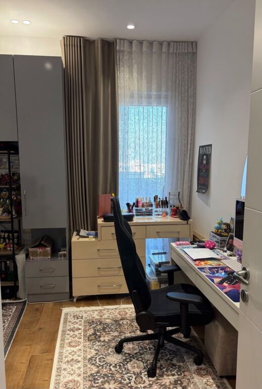 Qera | Apartament 2 + 1+2 | Rruga 5 Maji | 1000 €/muaj