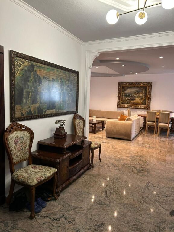 APARTAMENT 2+1 ME QIRA – PRANË SHESHIT SKËNDERBEJ
