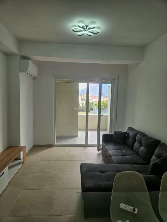 Apartament me qera 1+1 Golden Park