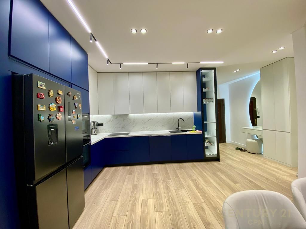 TEK KODRA E DIELLIT SHESIM SUPER APARTAMENT 2+1+2