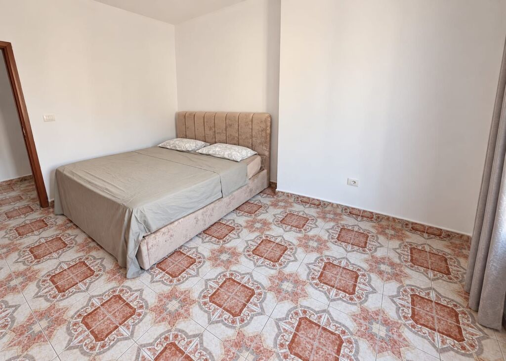 Appartamento 1+1+2 balconi In Affitto a Medreseja