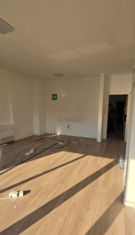 JEPET ME QIRA AMBIENT ZYRE 110 m² | Rr KAVAJËS  (RRUGA MIHAL DURI)