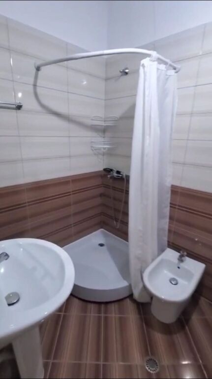 Apartment 2+1+2 for rent in Astir near the roundabout opposite Ozone