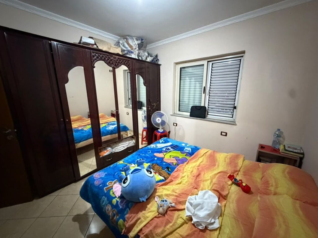 🏠 Jepet me qira apartament 2+1 📍 Zona: Pranë Terminalit, Pallatet e Verdha, Casa Italia