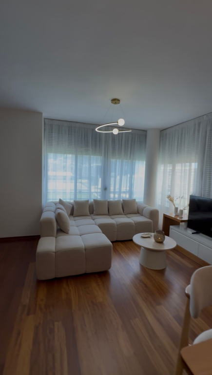 Affittasi appartamento 2+1, in Via dei Kosovari