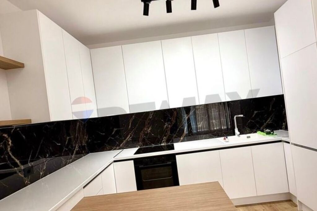 Shitet super apartament 2+1 te Kopshti Zoologjik