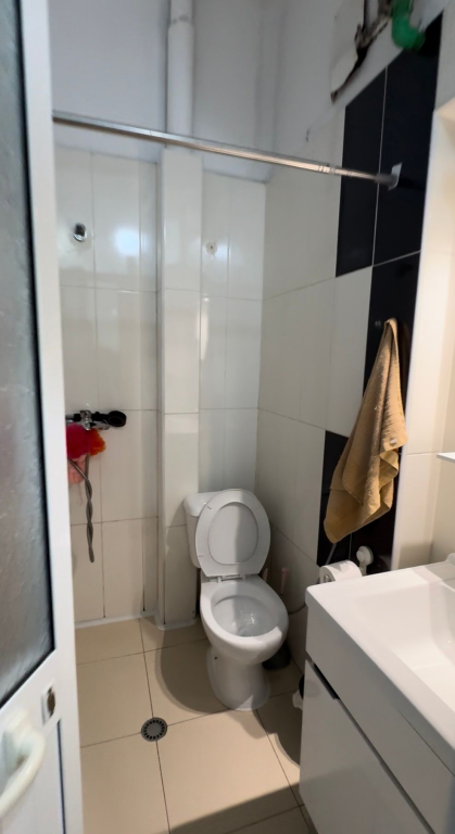 Apartament 1+1 per shitje, ne Bllok