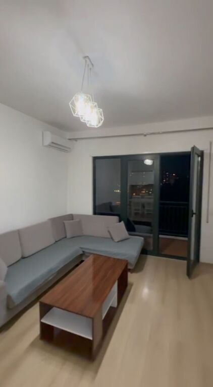 JEPET ME QIRA | APARTAMENT 1+1 + PARKIM – GREEN CITY 📍