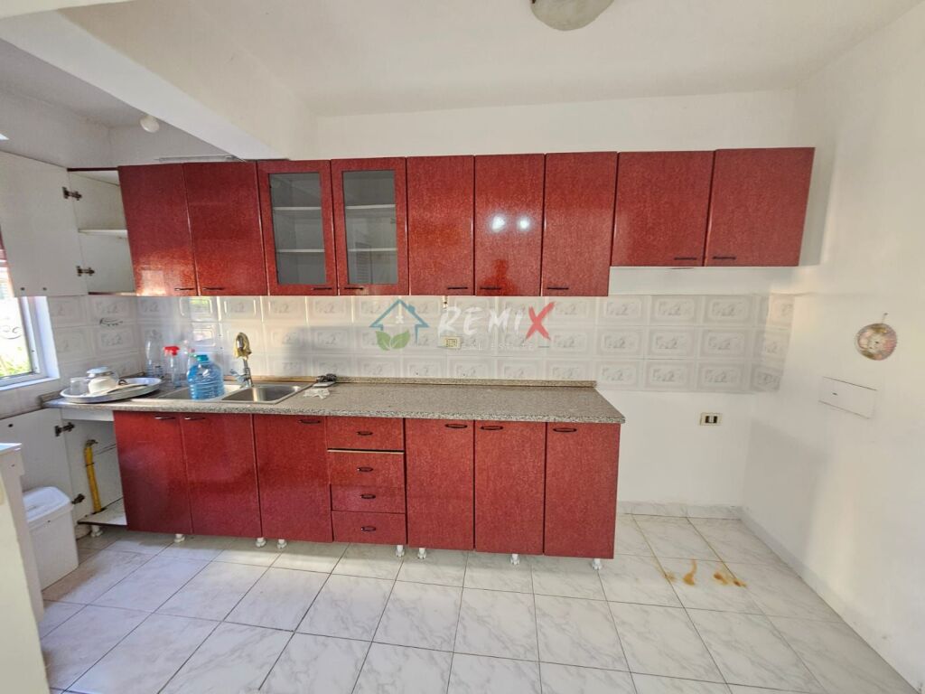 JEPET ME QERA APARTAMENT 1+1 PRANE DREJTORISE SE POLICISE,  DURRES
