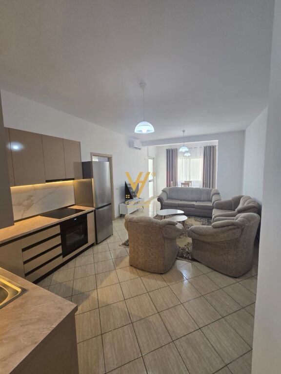 JEPET APARTAMENT 1+1+BLK ME QERA TEK KODRA E DIELLIT 50.000 LEKE
