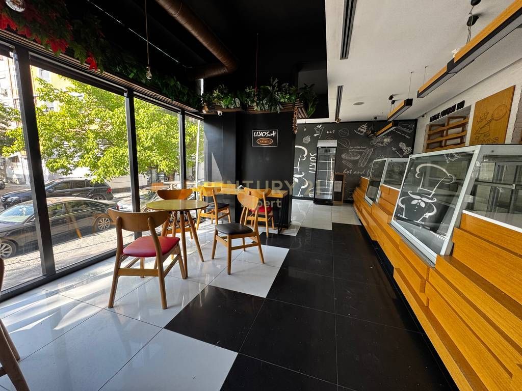 SHESIM DYQAN DHE AKTIVITET PER RESTAURANT, FURRE BUKE, PASTICERi 720,000 €