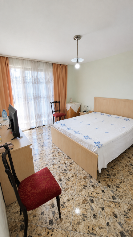💫Shitet  Apartament 2+1+2 ballkone në zemër të Kavajë