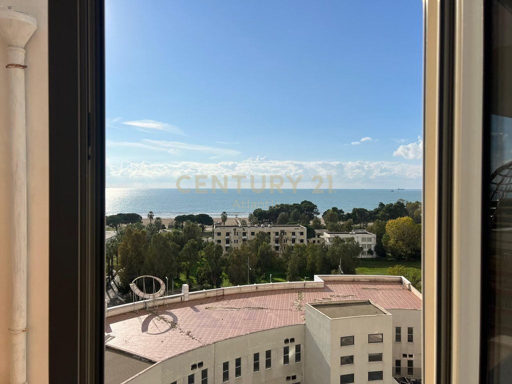 SHITET APARTAMENT 2+1+2TUALETE KOMPLEKSI ROTONDO FULL PAMJE DETI PLEPA !