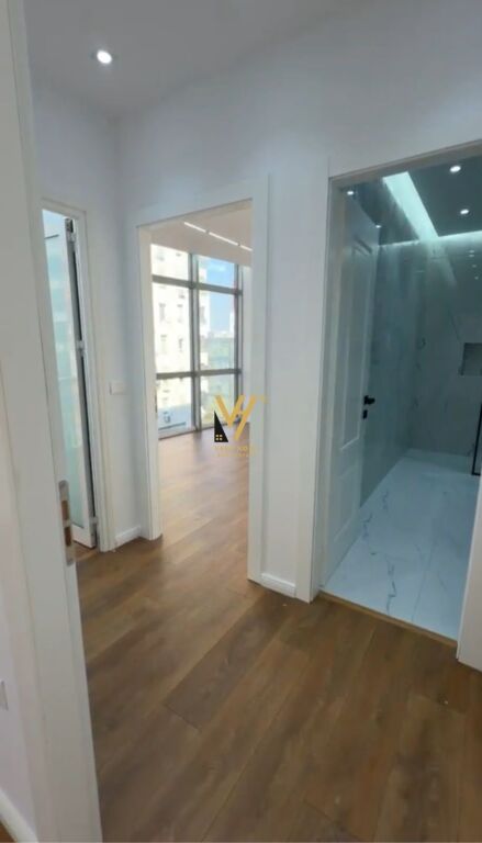 SHITET APARTAMENT 1+1 TE 21 DHJETORI 16.600.000 LEKE