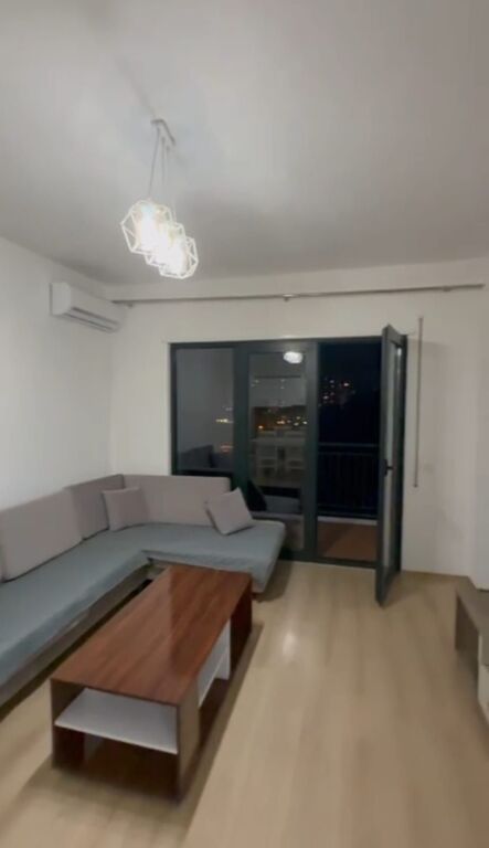 JEPET ME QIRA | APARTAMENT 1+1 + PARKIM – GREEN CITY 📍