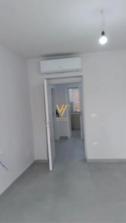 BUSINESS PREMISES 100 M2 FOR RENT IN BRRYL 1,000 EURO