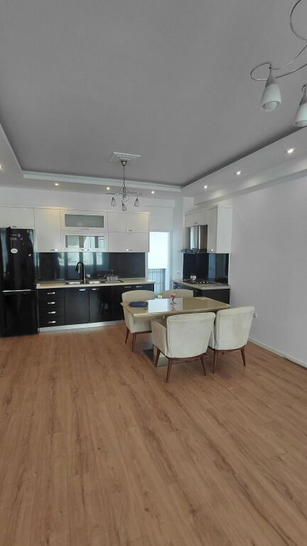 Kopshti Zologjik shitet Apartament 2+1+2tualete +2ballkone