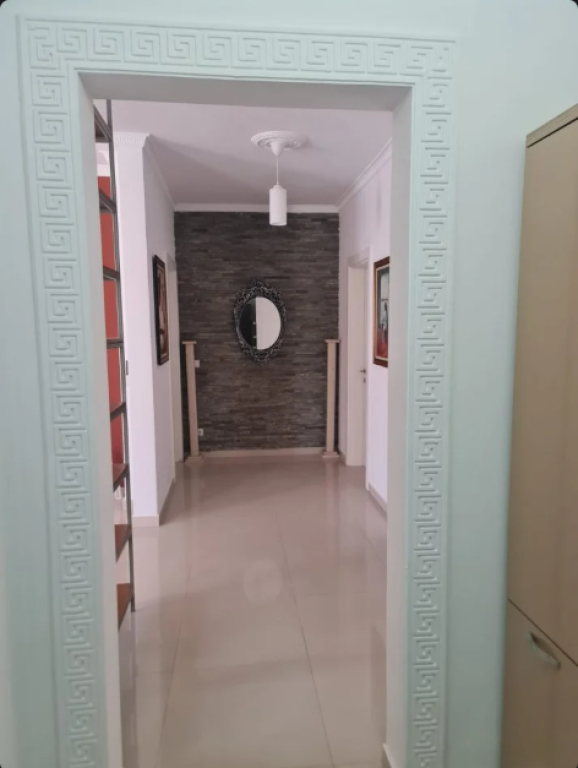 Apartament 3+1 me Qira Kopshti Botanik Tirane