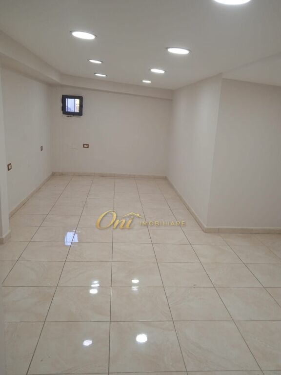 DURRES ROAD SHOP FOR RENT