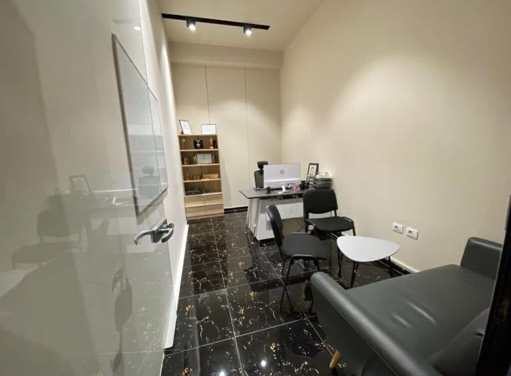 DUPLEX SHOP 300 M2 FOR RENT AT GOLDEN PARK, YZBERISHT 200,000 LEKE
