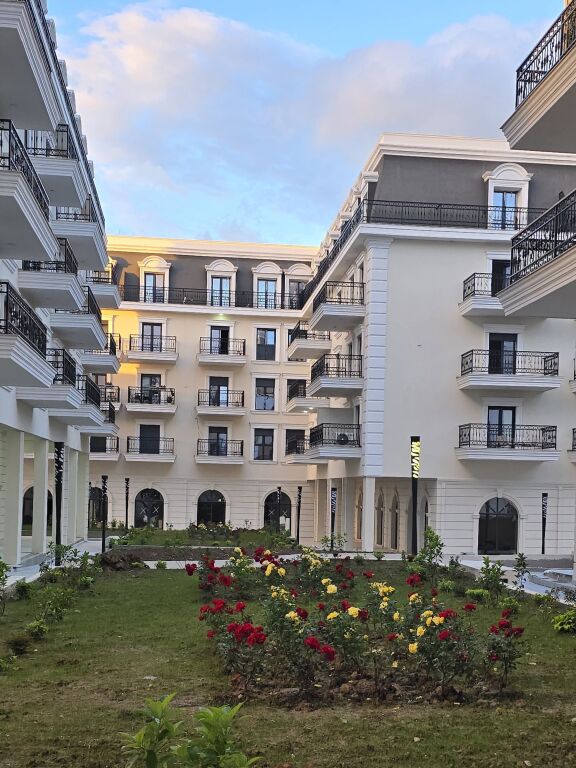 GARSONIERE PER SHITJE PORTA TIRANA E RE SAUK I VJETER