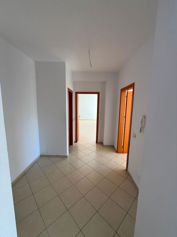 Appartamento 2+1 in vendita ad Astir