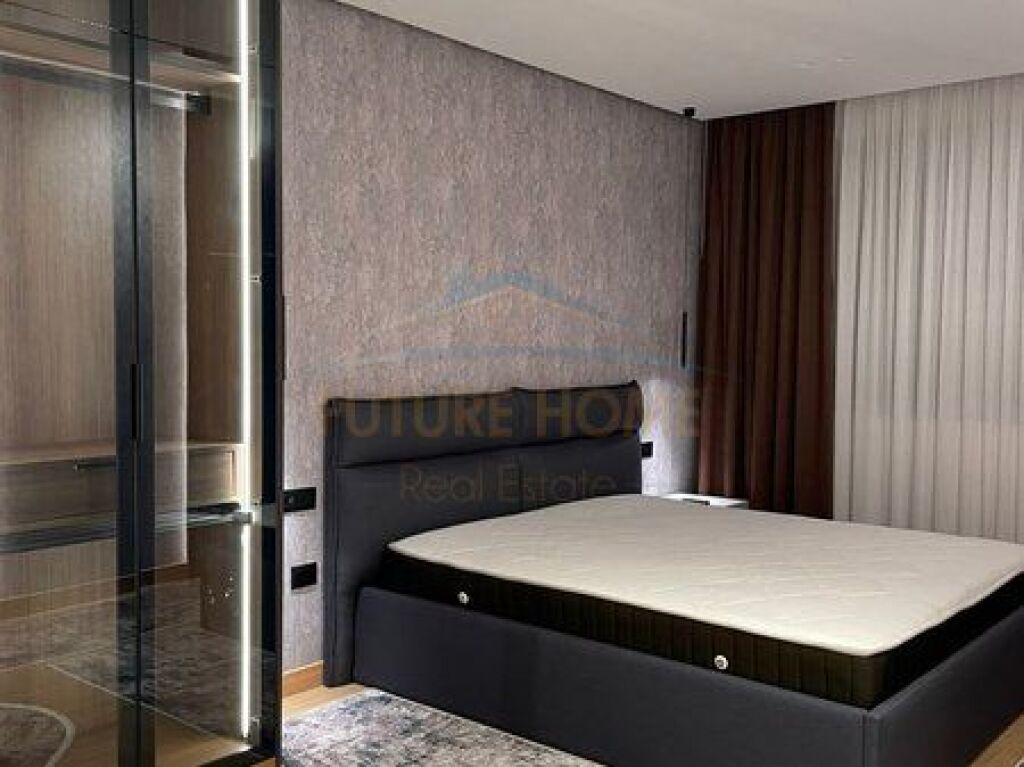 Shitet, Apartament 2+1, Unaza e Re