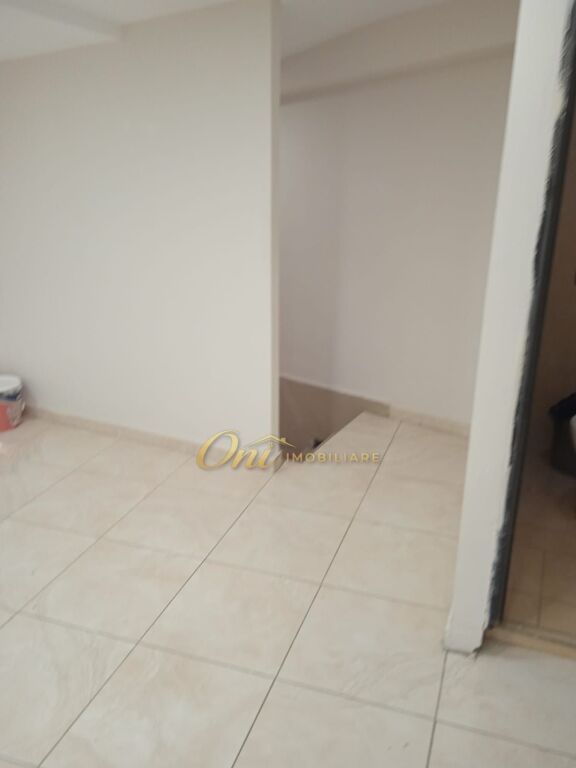 DURRES ROAD SHOP FOR RENT