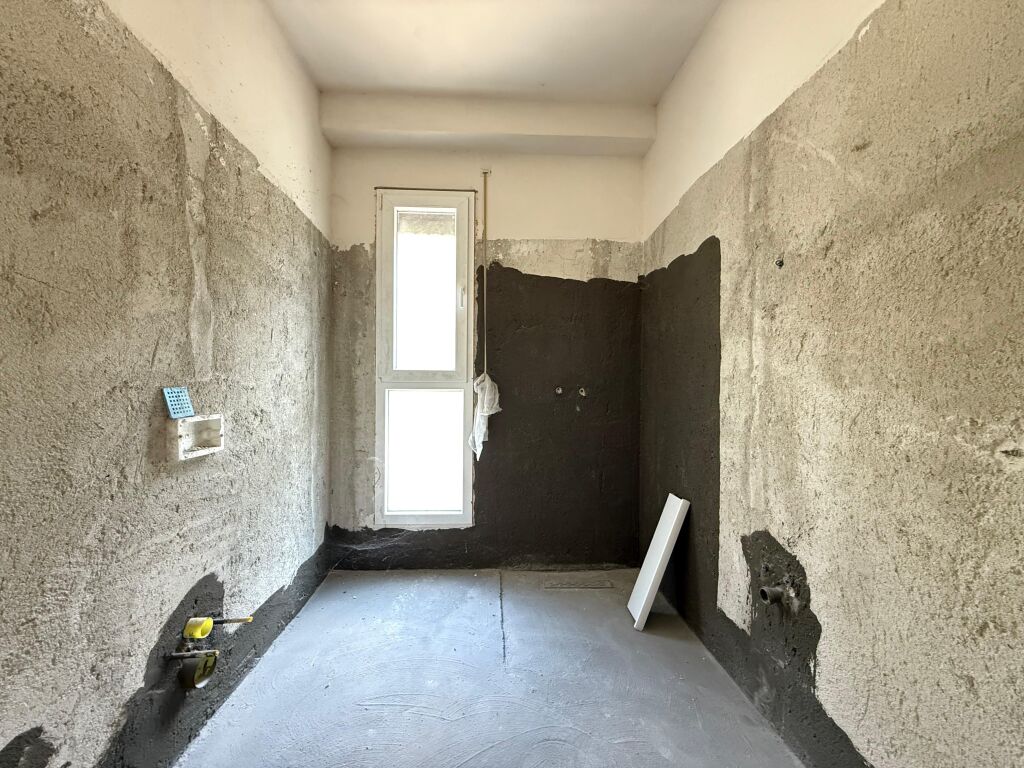 SHITET APARTAMENT 1+1 NE LUNGOMARE-VLORE