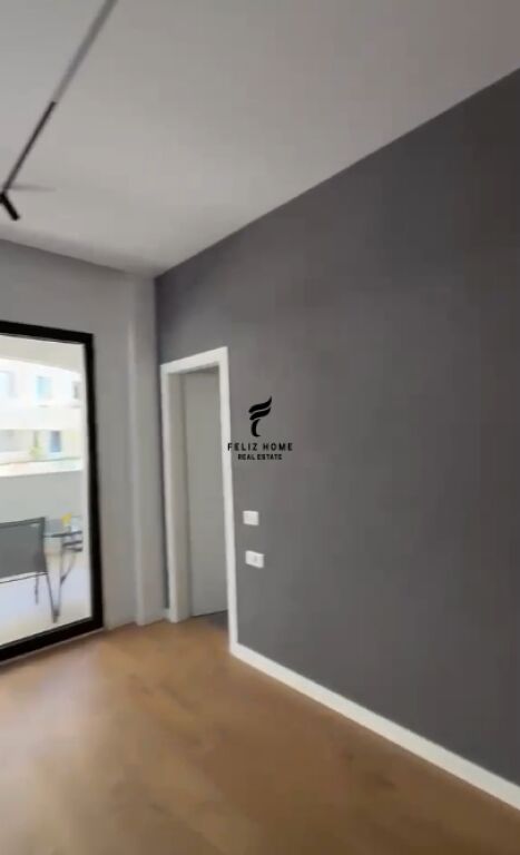 UFFICIO IN AFFITTO 120 M2 VASIL SHANTO 130.000 LEKE FH-93620
