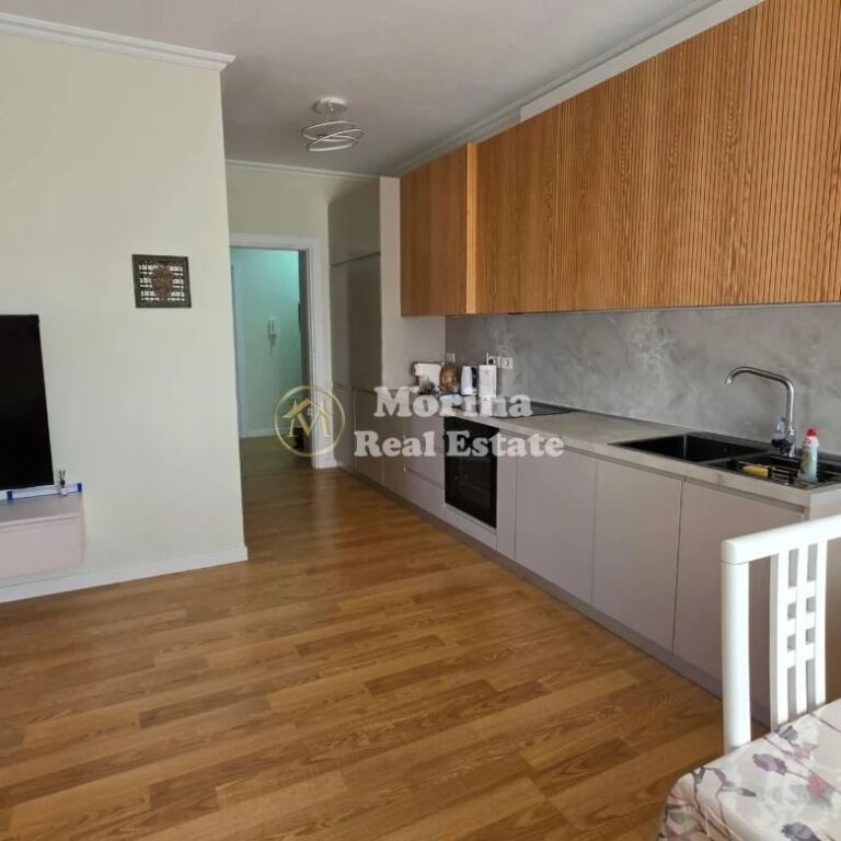 Rent | Apartament 2 + 1 | Qender – Pazari I Ri | 900 €/month