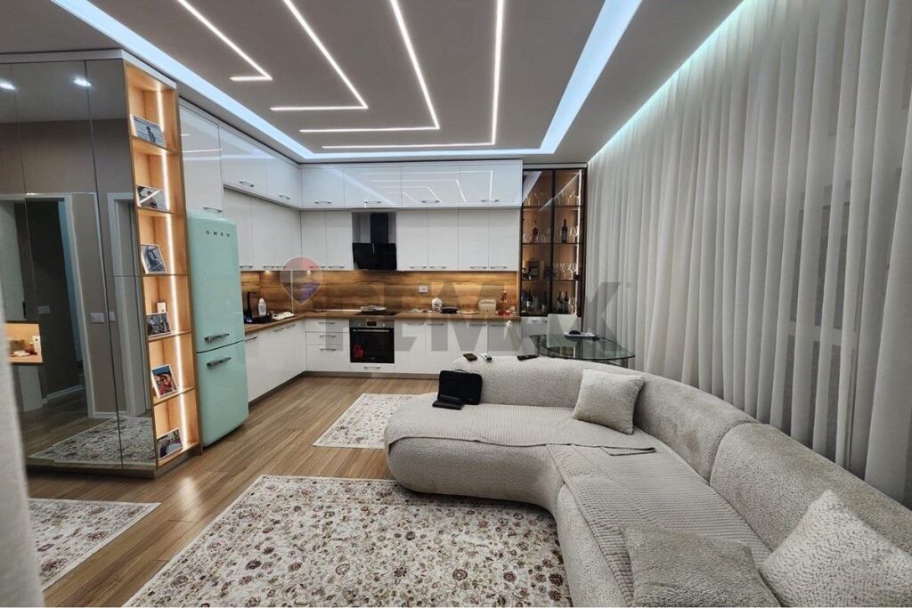 Apartament - Për Shitje - Kompleksi Mangalem, Tiranë(ID: 530181004-1026)